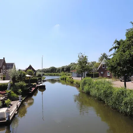 By Water Near Rotterdam, Cleaning Included 別荘 Simonshaven